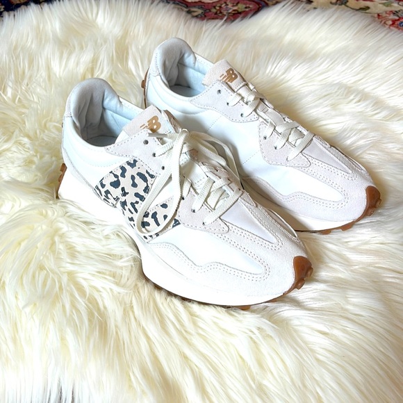 New Balance Shoes - Brand New, New Balance 327 Retro Sneakers
